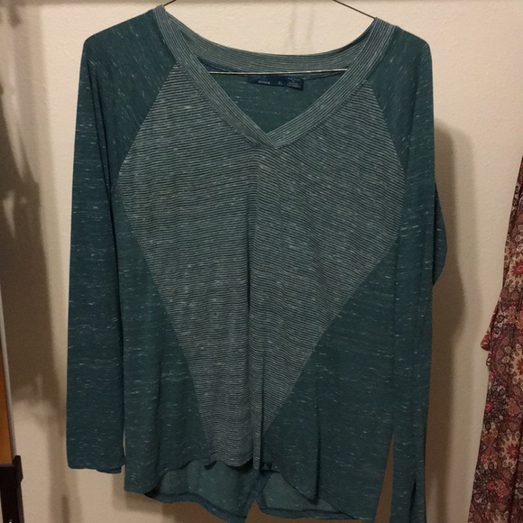 Prana Long Sleeved Top XL - Picture 2 of 2